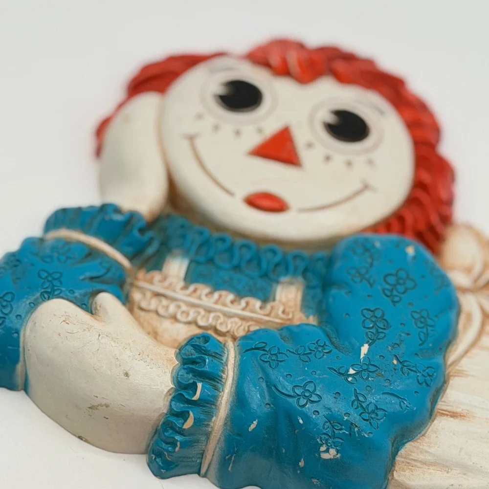 Vintage Raggedy Ann and Andy Wall Decor Plaques 1977 Nursery Folk Art Style